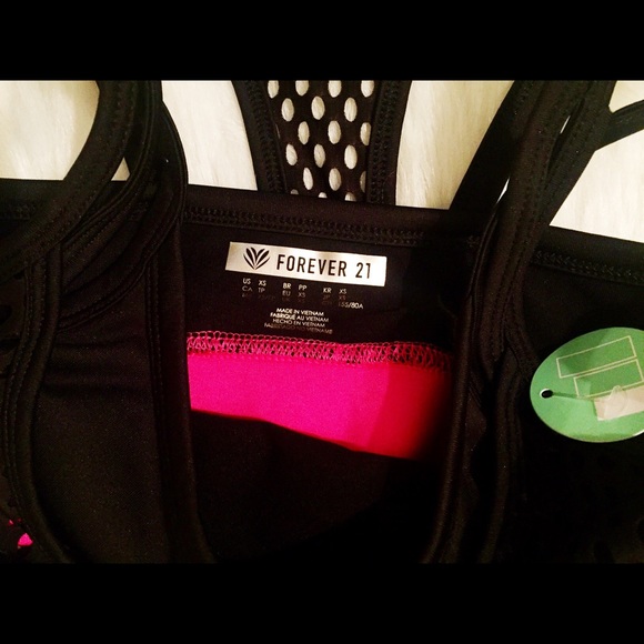 NWT Black Net Workout Tank w/ Built-In Sports Bra - Picture 5 of 8
